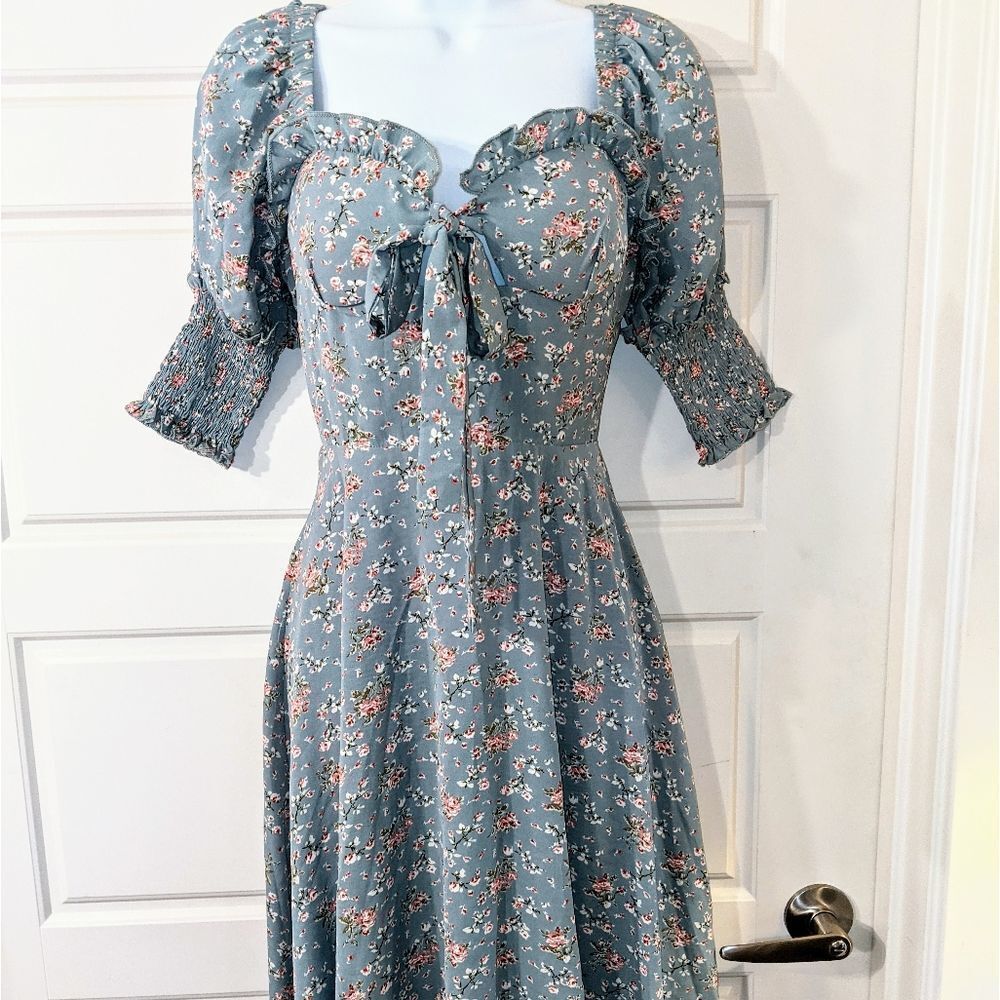 Vintage Inspired Floral Dress 